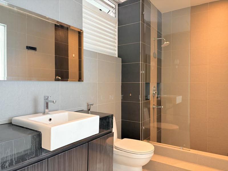 Kediaman Servis untuk Disewa di Tropez Residences - Aervint Lee - Bathroom - PropertyGuru.com.my