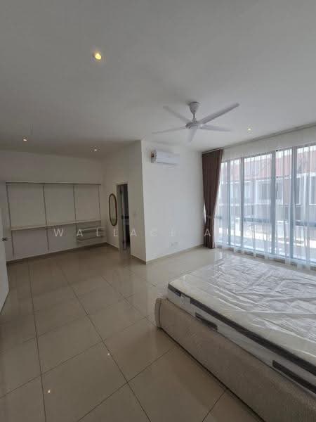 Rumah Teres 2-Tingkat untuk Disewa di Taman Desa Tebrau (Tebrau) - Wallace Ang - Bedroom - PropertyGuru.com.my