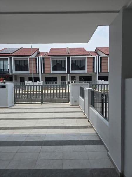Rumah Teres 2-Tingkat untuk Disewa di Taman Desa Tebrau (Tebrau) - Wallace Ang - Exterior - PropertyGuru.com.my