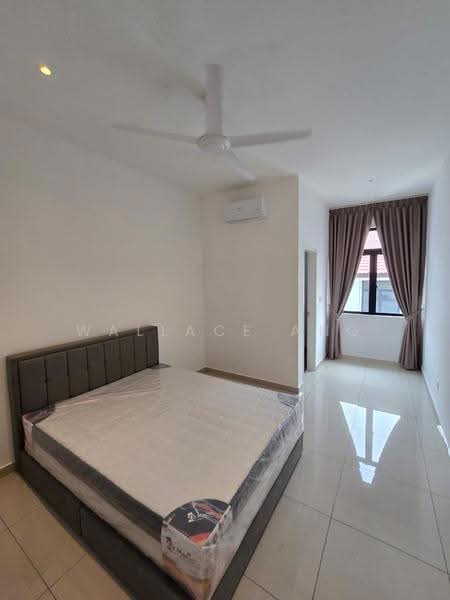 Rumah Teres 2-Tingkat untuk Disewa di Taman Desa Tebrau (Tebrau) - Wallace Ang - Bedroom - PropertyGuru.com.my