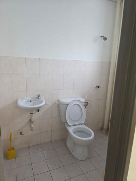 Rumah Flat untuk Disewa di Hata Square - Xavier Chong - Bathroom - PropertyGuru.com.my