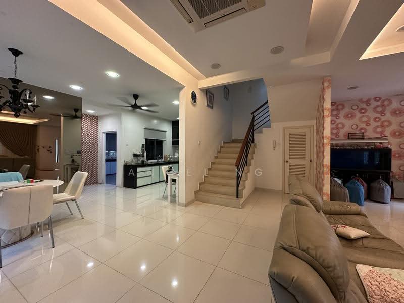 Semi-Detached House for Sale in Bandar Mahkota Cheras (Cheras) - Angel Ng - Living Room - PropertyGuru.com.my