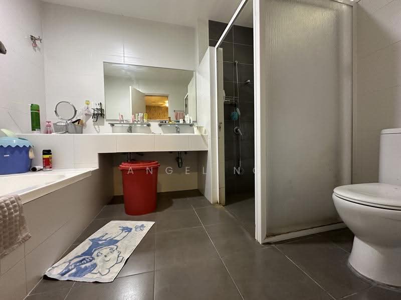 Semi-Detached House for Sale in Bandar Mahkota Cheras (Cheras) - Angel Ng - Bathroom - PropertyGuru.com.my