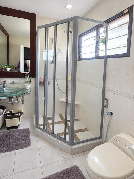 Semi-Detached House for Rent in Taman Tun Dr Ismail (Kuala Lumpur) - Chris Lee - Bathroom - PropertyGuru.com.my