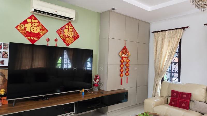 Semi-Detached House for Rent in Taman Tun Dr Ismail (Kuala Lumpur) - Chris Lee - Living Room - PropertyGuru.com.my