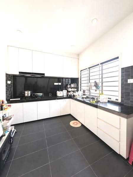 Rumah Teres 2-Tingkat untuk Dijual di Taman Setia Indah (Tebrau) - Christina Ang - Kitchen - PropertyGuru.com.my