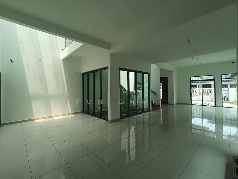 2-storey Terraced House for Sale in Setia Eco Gardens (Gelang Patah) - Kun Chai - Living Room - PropertyGuru.com.my
