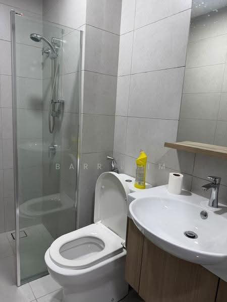 Kediaman Servis untuk Disewa di Sinaran @ Utropolis - Barry Lim - Bathroom - PropertyGuru.com.my