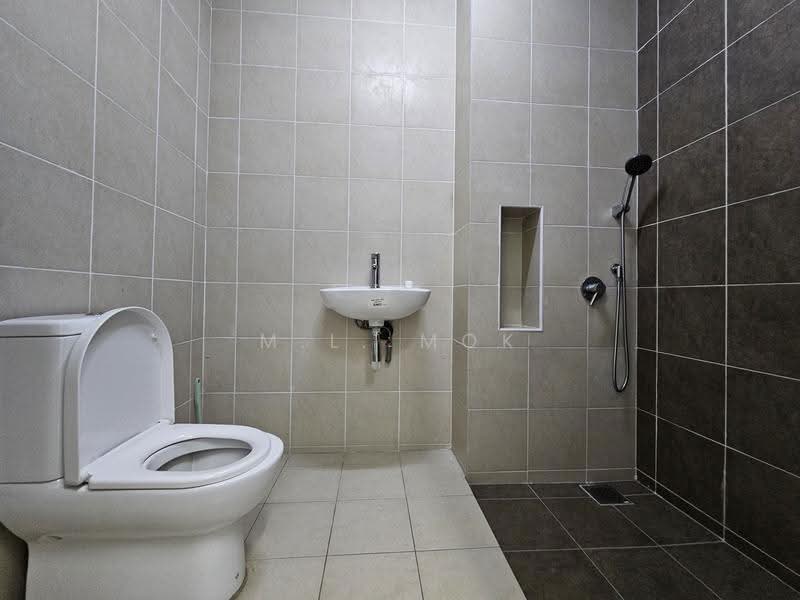 Condominium for Sale at PARC Regency (Residensi Masai) - M.L. Mok - Bathroom - PropertyGuru.com.my