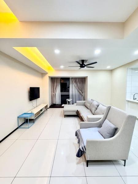Kondominium untuk Disewa di The Breezeway - Rex Tan - Living Room - PropertyGuru.com.my