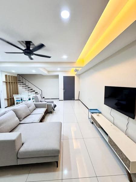 Kondominium untuk Disewa di The Breezeway - Rex Tan - Living Room - PropertyGuru.com.my