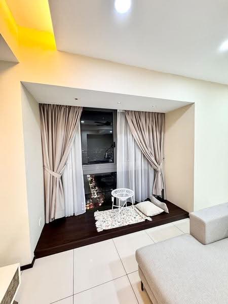 Kondominium untuk Disewa di The Breezeway - Rex Tan - Living Room - PropertyGuru.com.my