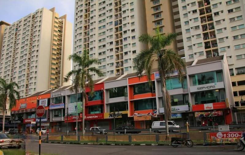 Shop / Office untuk Disewa di Kampung Jalan Perak (Jelutong) - Xinnee . - Exterior - PropertyGuru.com.my