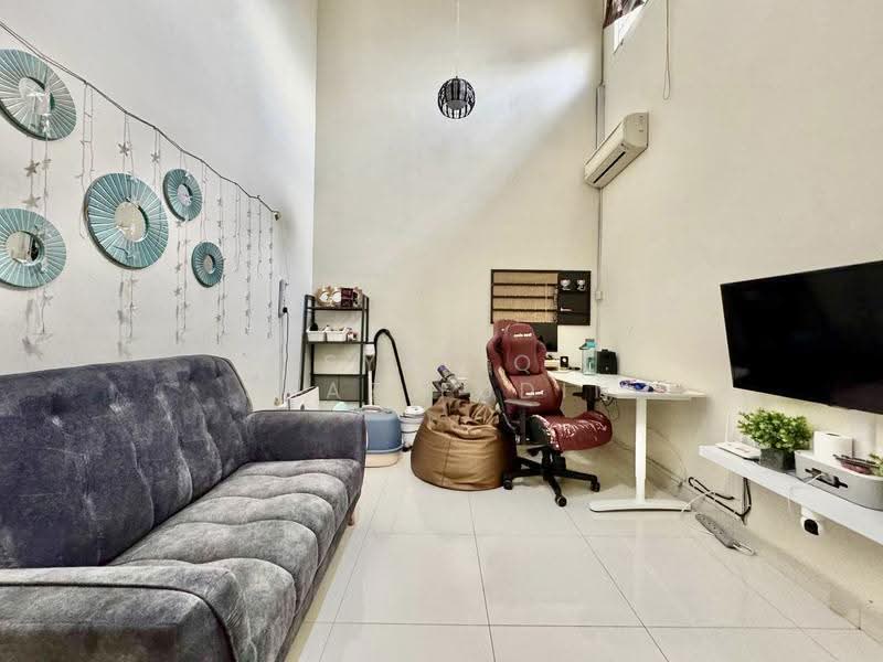 2-storey Terraced House for Sale in Seksyen 13 (Shah Alam) - Syafiq Sharifudin - Living Room - PropertyGuru.com.my