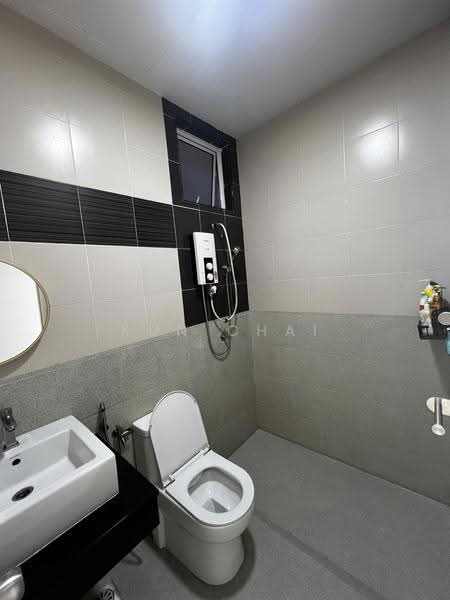 Pangsapuri untuk Dijual di Horizon Residence (Dwi Mutiara) - Kun Chai - Bathroom - PropertyGuru.com.my