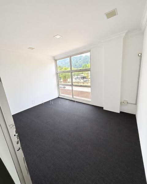 Shop / Office for Sale in Rawang (Selangor) - Daniel Jun - Interior - PropertyGuru.com.my
