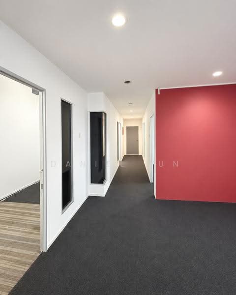 Shop / Office for Sale in Rawang (Selangor) - Daniel Jun - Corridor - PropertyGuru.com.my
