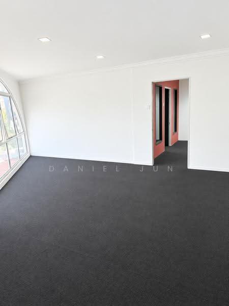 Shop / Office for Sale in Rawang (Selangor) - Daniel Jun - Interior - PropertyGuru.com.my
