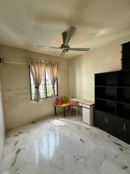Apartment for Rent at Pangsapuri Seri Pinang - Kays Chin - Study - PropertyGuru.com.my