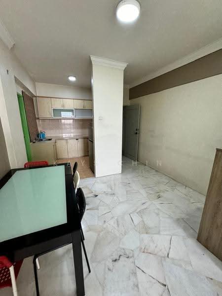 Apartment for Rent at Pangsapuri Seri Pinang - Kays Chin - Kitchen - PropertyGuru.com.my