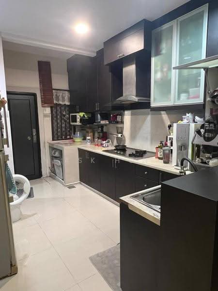 Rumah Teres 2-Tingkat untuk Dijual di Taman Setia Indah (Tebrau) - Ask Hon - Kitchen - PropertyGuru.com.my