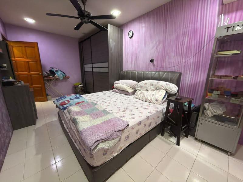 2-storey Terraced House for Sale in Bandar Putra Kulai (Kulai) - Zoey Lee - Bedroom - PropertyGuru.com.my