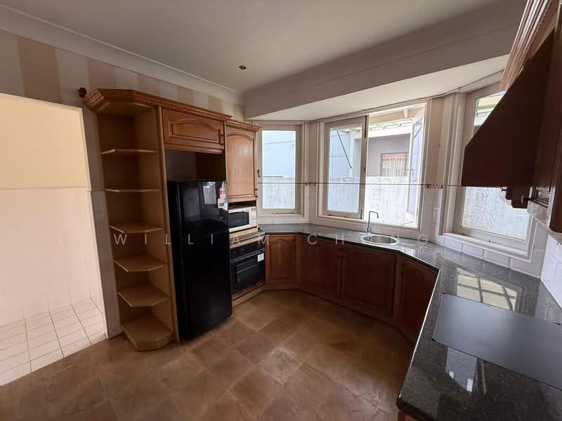 Bungalow House for Sale in Ayer Keroh (Melaka) - William Chong - Kitchen - PropertyGuru.com.my