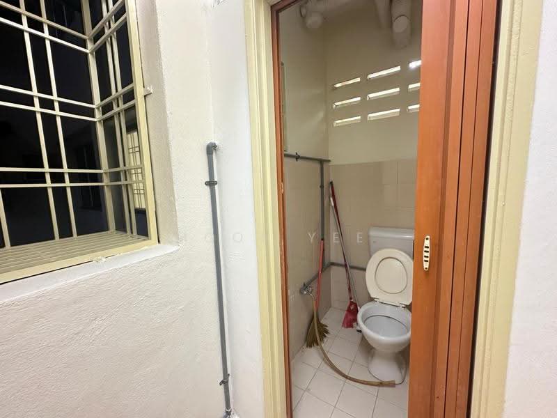 Apartment for Rent at Pangsapuri Angsana - Moon Yee - Bathroom - PropertyGuru.com.my