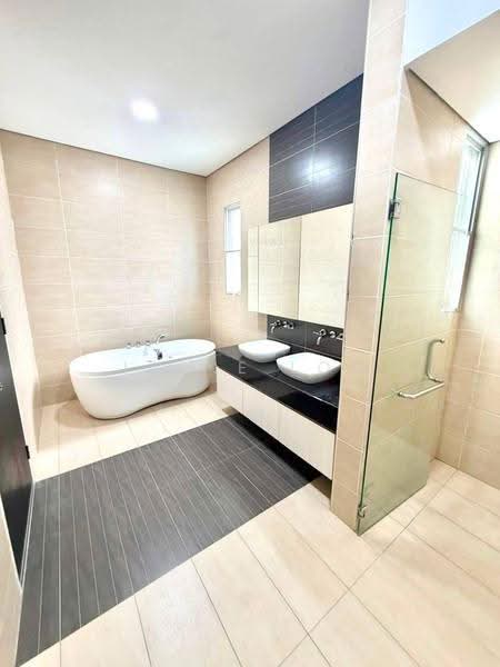 Rumah Berkembar untuk Dijual di East Ledang (Iskandar Puteri (Nusajaya)) - Jamie Low - Bathroom - PropertyGuru.com.my