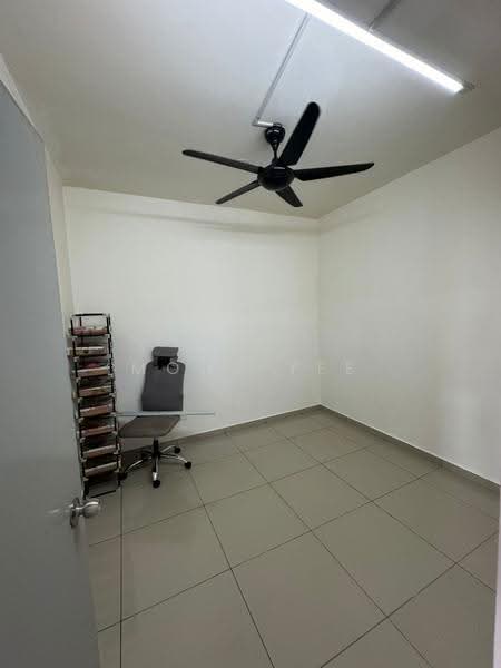 Kondominium untuk Disewa di The Edge Residence - Moon Yee - Study - PropertyGuru.com.my