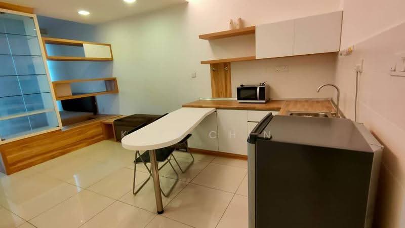 Kediaman Servis untuk Disewa di Zeva @ Equine South - Kays Chin - Kitchen - PropertyGuru.com.my