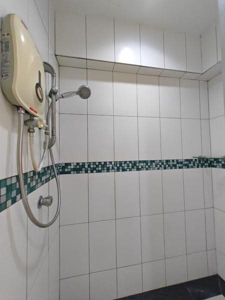 Kondominium untuk Disewa di Vista Komanwel C - Sky Wong - Bathroom - PropertyGuru.com.my