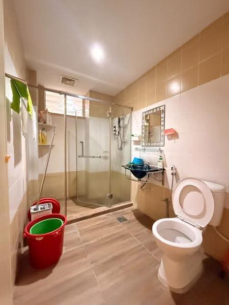 Kondominium untuk Dijual di D'Piazza - Ms Chang - Bathroom - PropertyGuru.com.my