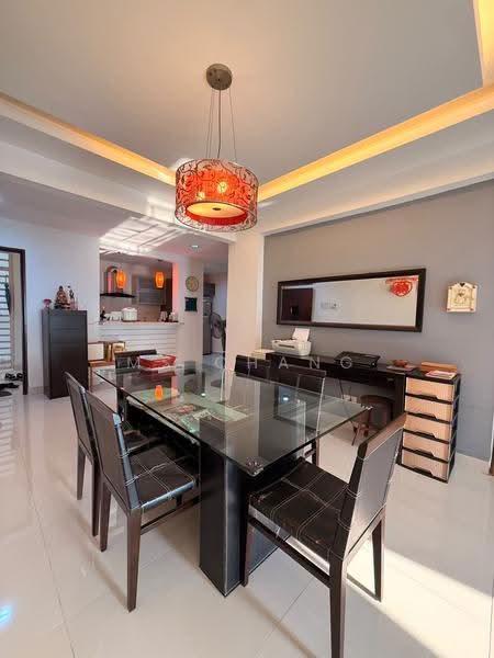 Kondominium untuk Dijual di D'Piazza - Ms Chang - Dining Room - PropertyGuru.com.my