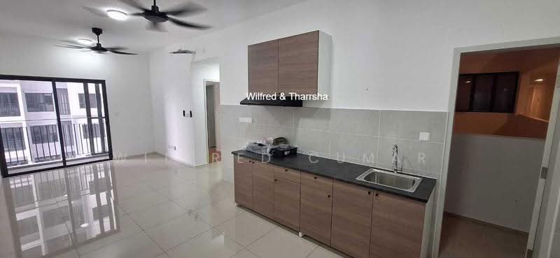 Kediaman Servis untuk Disewa di Jernih Residence - Wilfred Cumar - Living Room - PropertyGuru.com.my
