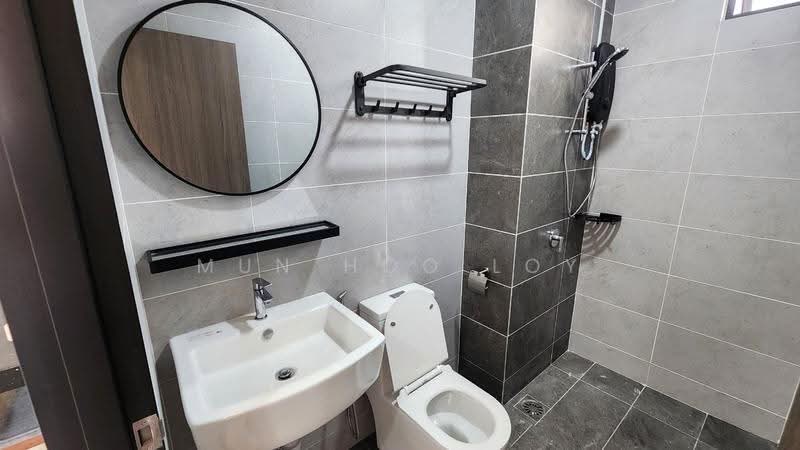 Service Residence for Rent at Twin Tower Residence - Mun Hoo Loy - Bathroom - PropertyGuru.com.my