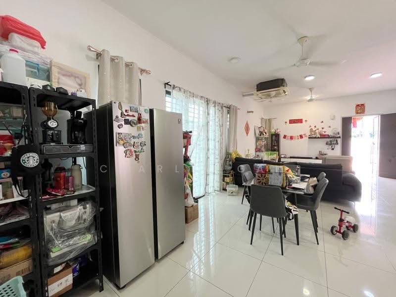 Rumah Kluster untuk Dijual di Telok Panglima Garang (Selangor) - Charlie Gan - Living Room - PropertyGuru.com.my