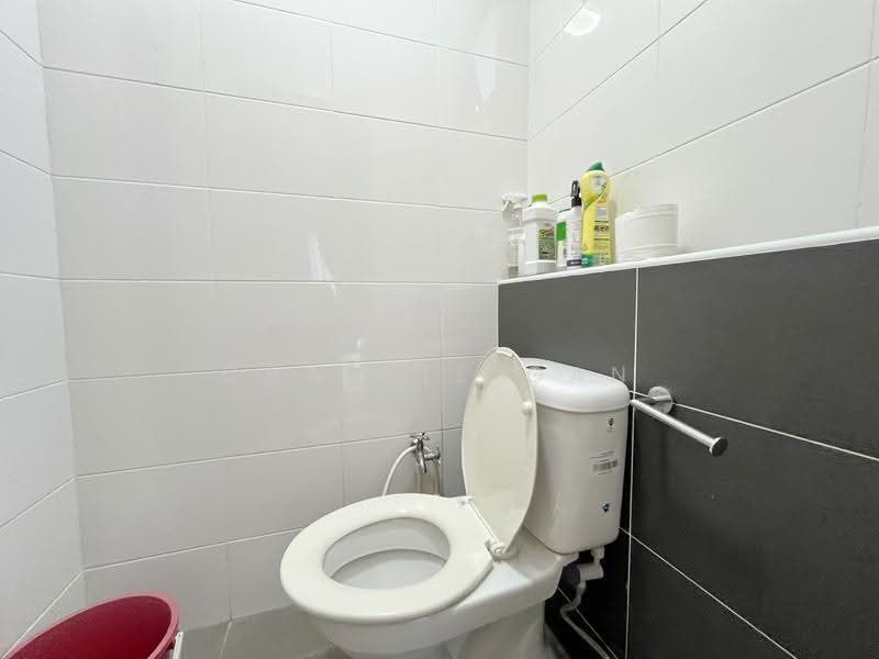 Rumah Kluster untuk Dijual di Telok Panglima Garang (Selangor) - Charlie Gan - Bathroom - PropertyGuru.com.my