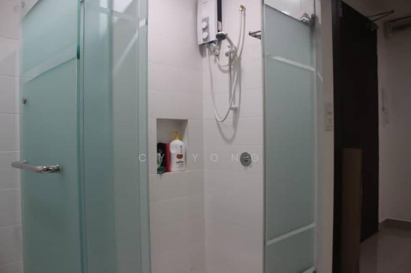 Service Residence for Sale at Trefoil @ Setia City - CY Yong - Bathroom - PropertyGuru.com.my