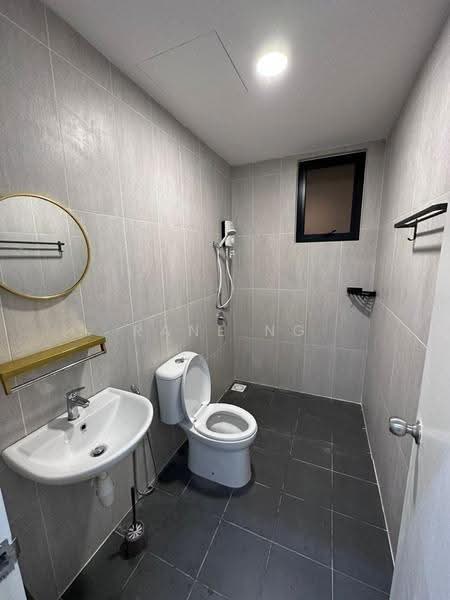 Kediaman Servis untuk Disewa di MKH Boulevard II - Rane Ng - Bathroom - PropertyGuru.com.my