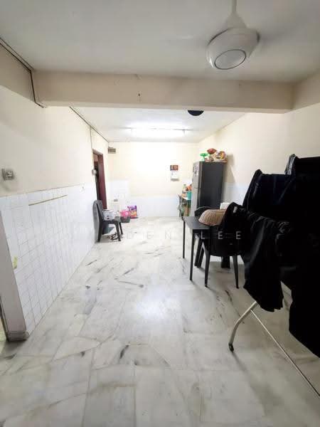 2-storey Terraced House for Sale in Seksyen 25 (Shah Alam) - Jayden Lee - Kitchen - PropertyGuru.com.my