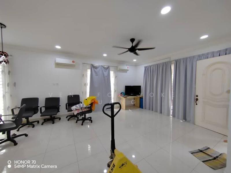 3-storey Terraced House for Rent in Setia Alam (Selangor) - Veni Foo Yoke Fuang - Living Room - PropertyGuru.com.my