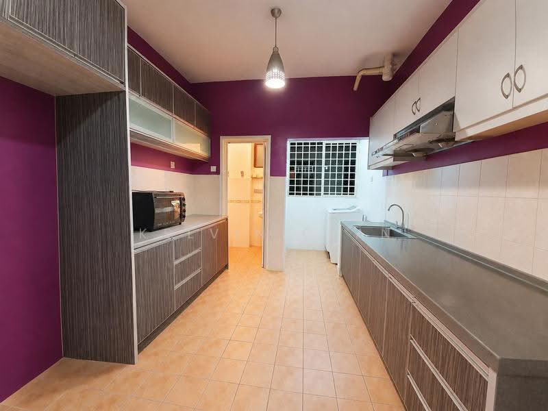 Apartment for Sale at Bougainvilla - Kelvin Chan - Kitchen - PropertyGuru.com.my