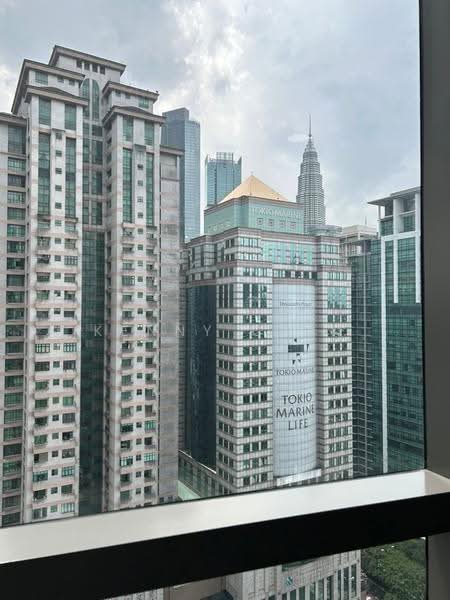 Pejabat untuk Dijual di KLCC (KL City Centre) - Kenny Chin - View - PropertyGuru.com.my