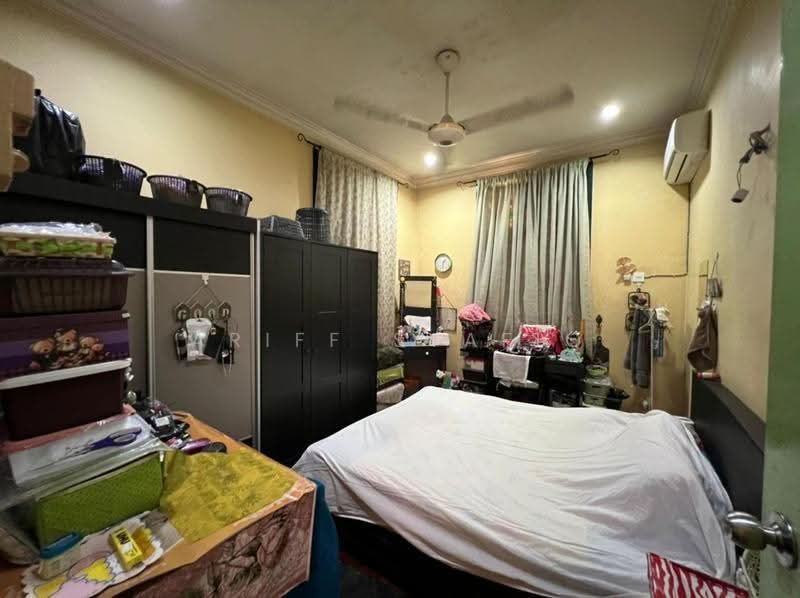 Bungalow House untuk Dijual di Saujana Akasia (Sungai Buloh) - Ariff Syafiq - Bedroom - PropertyGuru.com.my