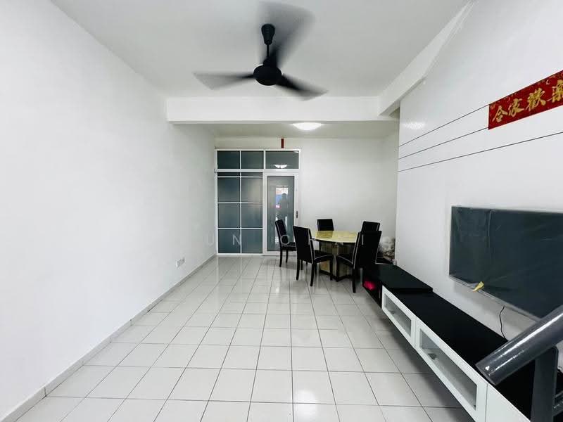 2-storey Terraced House for Rent in Taman Lagenda Putra (Kulai) - Kun Chai - Living Room - PropertyGuru.com.my