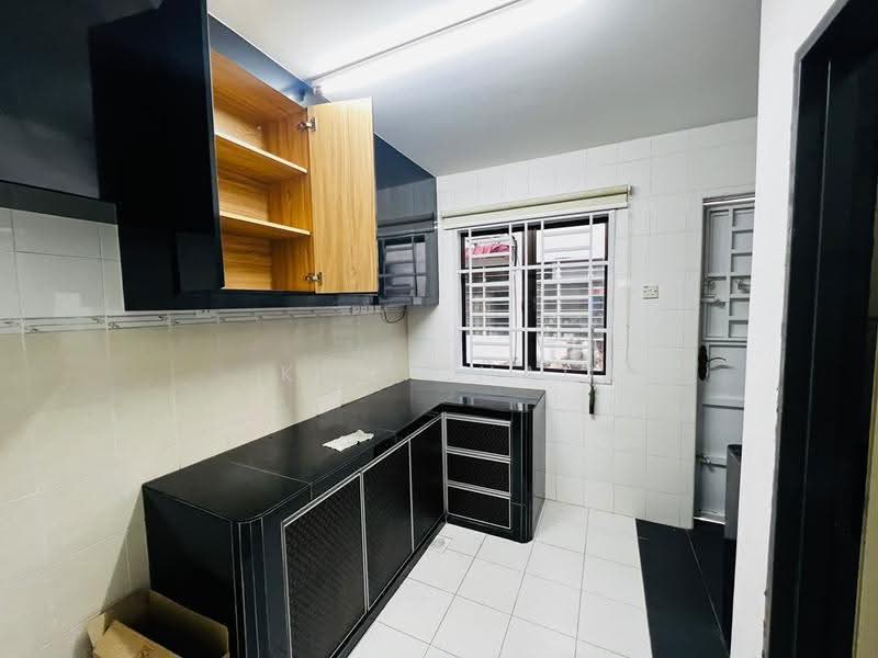 2-storey Terraced House for Rent in Taman Lagenda Putra (Kulai) - Kun Chai - Kitchen - PropertyGuru.com.my