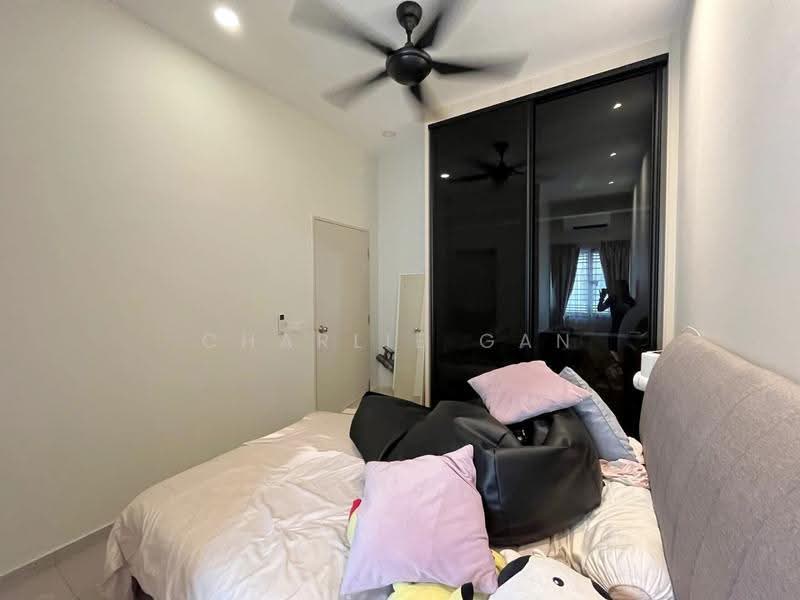 2-storey Terraced House for Sale in Bandar Rimbayu (Telok Panglima Garang) - Charlie Gan - Bedroom - PropertyGuru.com.my