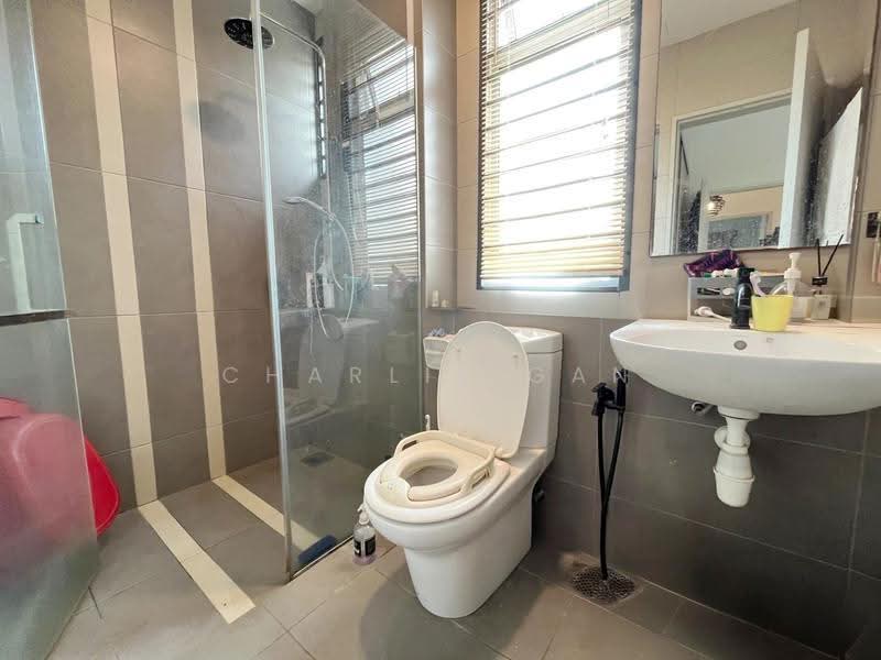 2-storey Terraced House for Sale in Bandar Rimbayu (Telok Panglima Garang) - Charlie Gan - Bathroom - PropertyGuru.com.my