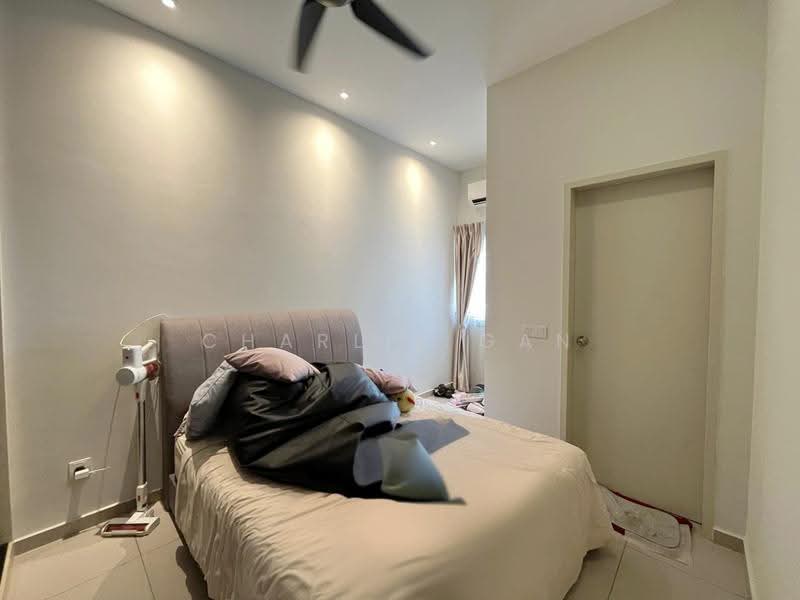 2-storey Terraced House for Sale in Bandar Rimbayu (Telok Panglima Garang) - Charlie Gan - Bedroom - PropertyGuru.com.my